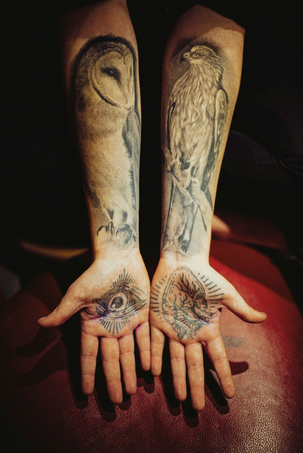 Resolvendo Desafios Comuns: Como Pincéis Procreate para Tatuagem Melhoram a Precisão dos Desenhos